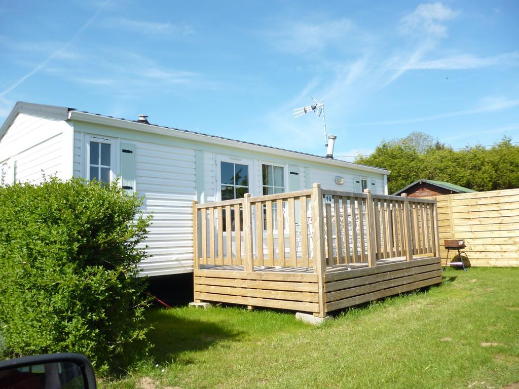 Auberge Des Etangs Roussent Kamer foto
